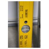 Johnson 7'2' Spirit Level and 48' Ruler