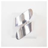 TC-2BB Sleek Sterling Silver Open Shank Ring. Size 7
