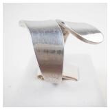 TC-2BB Sleek Sterling Silver Open Shank Ring. Size 7