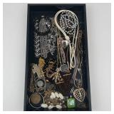 Costume Jewelry Mixed Lot in Display Tray