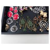 Assorted costume jewelry earrings