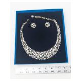 Heidi Daus Crystal 'Fantasy of Flight' Necklace & Earrings Set in Box -Excellent Condition