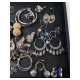 Mixed Fashion Earrings Assortment