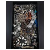 Costume Jewelry Earring Mixed Lot