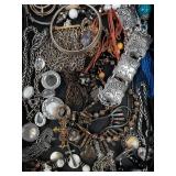 Costume Jewelry Earring Mixed Lot