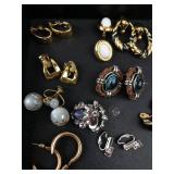 Costume Jewelry Earring Mixed Lot