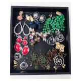 Assorted costume jewelry earrings