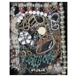 Costume Jewelry Mixed Lot