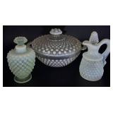 5 Piece Assortment of Vintage Opalescent Hobnail