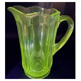 Four Piece Uranium and High Content Manganese Glass Assortment