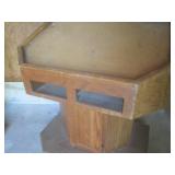 (UD2) Vintage Wood Information Stan...