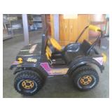(EW3) Fisher-Price Power Wheels Jee...