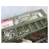 (EW3) Vintage Metal 17" Tool Box wi...