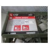 (EW3) Vintage Metal 17" Tool Box wi...