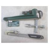 (CS) New 14" Cast Iron Pipe Wrench ...