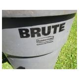 Brute Trash Can