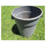 Brute Trash Can