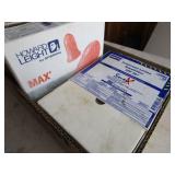 Sunscreen & Lens Cleaning Towelettes