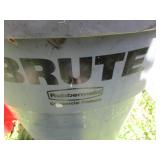Brute Trash Can