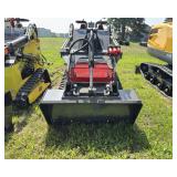 2026 FUTURE Mini Skid Steer Loader (FT-360T)