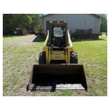 Skid Steer Loader - Gehl 4625 SX With Bucket