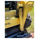Skid Steer Loader - Gehl 4625 SX With Bucket