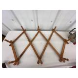 Vintage Kitchen Utensil Set - Bromwell Measuring Sifters & Wooden Rack