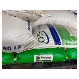 Grass Seed & Lawn Fertilizer Mixed Lot - content quantities unverified