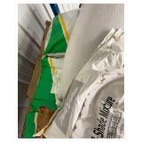 Grass Seed & Lawn Fertilizer Mixed Lot - content quantities unverified