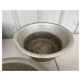 VTG Metal Mixing Bowls/Planters Set of 4