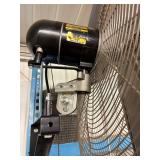 Industrial Wall-Mount Fan - 30in Oscillating SFWC-750.04.78