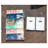 Stanley Sawhorse Lot – Set of 3 Plastic Sawhorses & Metal Brackets