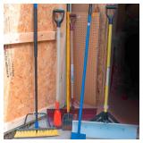 Yard & Garage Tool Lot