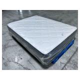 Beautyrest Silver BRS900-C Plush Pillow Top Queen Mattress - MSRP $1,499.00 - No Reserve!