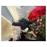 Christmas Decor Lot Lights Garland Santa Snowmen Mixed Holiday Tote