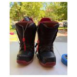 Burton Ruler-R Snowboard Boots US 10 w 509 Goggles Maxx Dry XL
