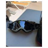 Burton Ruler-R Snowboard Boots US 10 w 509 Goggles Maxx Dry XL