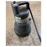 Wayne Utility Pump Hose Holder Basin w/ Garden Hoses Mixed Lot