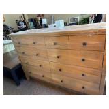 Room and Board Contemporary 8 Drawer Dresser Light Wood Finish 60 x 19 x 41