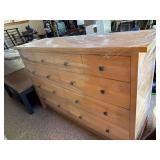 Room and Board Contemporary 8 Drawer Dresser Light Wood Finish 60 x 19 x 41