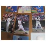 Assorted baseball fan cards...