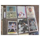 4 pages of Don Mattingly cards...