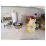 Ceramic Rabbit cookie jar, tin 2-ti...