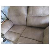 Neutral Rustic style 2-cushion rock...