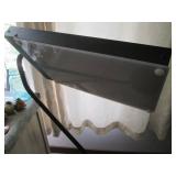 Freestanding metal base floor lamp ...