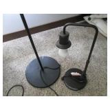 Freestanding metal base floor lamp ...