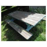 Large 8ft long picnic table with at...