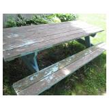Large 8ft long picnic table with at...