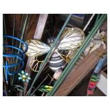 Huge variety of decorative metal ga...
