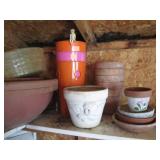Tons of Tera Cotta pots, outdoor pl...